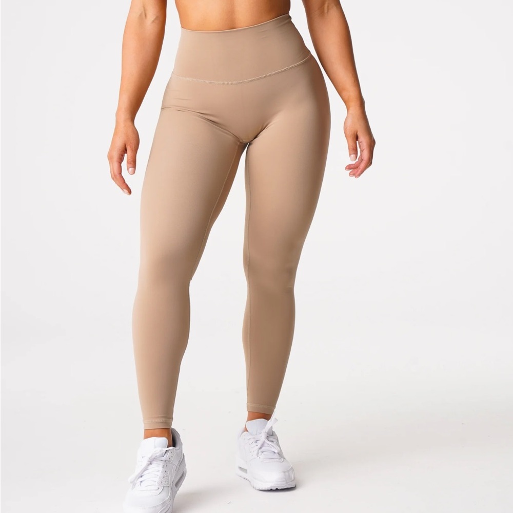 NVGTN Latte Signature 2.0 Leggings